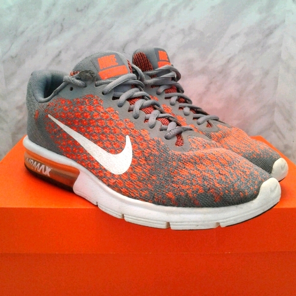 NIKE Mens AIR MAX Sequent 2 mens Size 8 womens 9.5 ORANGE GREY WHITE 852461-008 - Picture 2 of 6